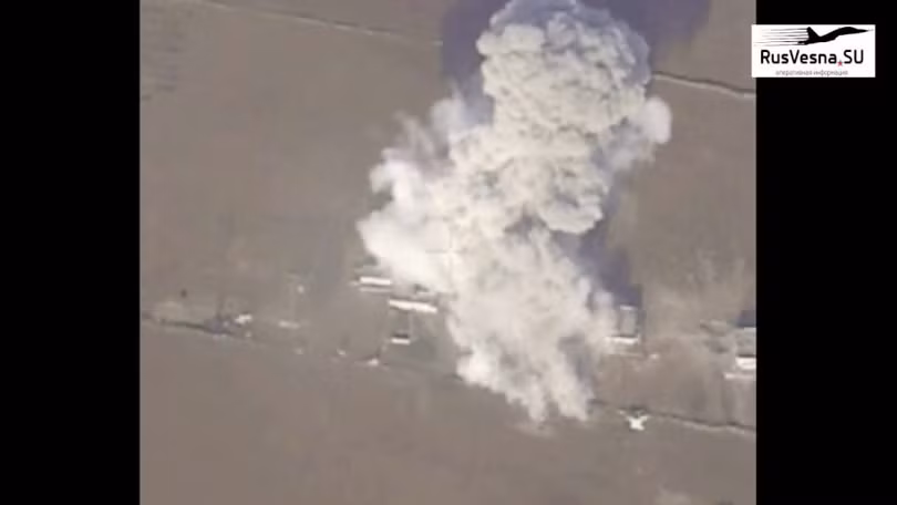 Không quân Syria không kích trên chiến trường Hama. Ảnh minh họa Masdar News