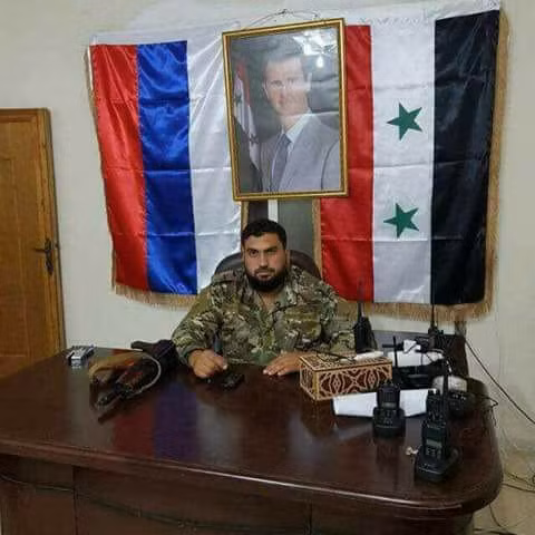 Quan chức cap cấp của FSA trong phòng làm việc quân đội Syria Quan chức cap cấp của FSA trong phòng làm việc quân đội Syria