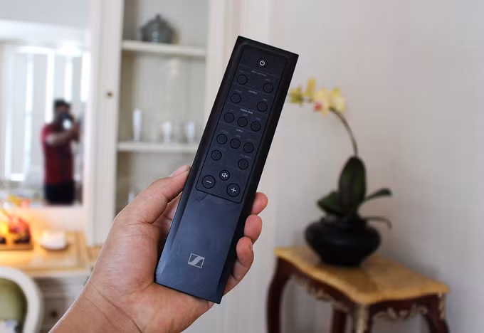 Tai nghe giá 1,7 tỷ đồng tại Việt Nam ảnh 7 Tai nghe giá 1,7 tỷ đồng tại Việt Nam ảnh 7