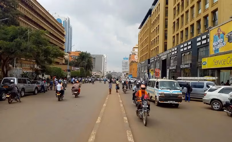 Taxi xe máy là một phương tiện giao thông phổ biến ở nhiều nước châu Phi. Ảnh Electrek. Taxi xe máy là một phương tiện giao thông phổ biến ở nhiều nước châu Phi. Ảnh Electrek.