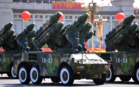 Cuộc duyệt binh năm nay của Trung Quốc được cho là nhằm gửi tín hiệu cảnh báo tới Nhật Bản - Ảnh: AFP 