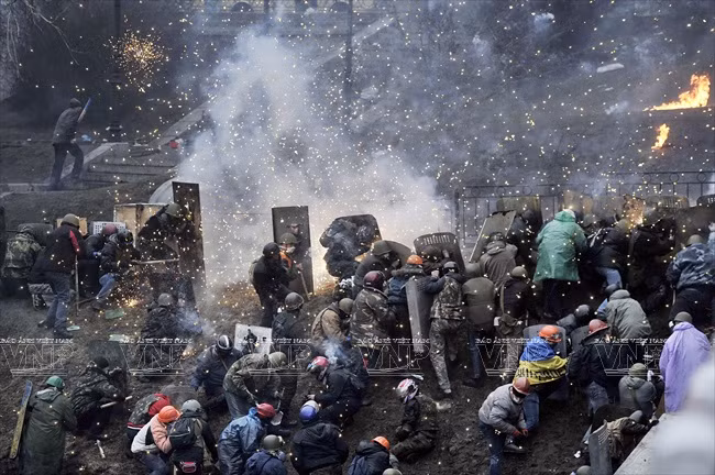 Biểu tình, bạo loạn ở Ukraine. Ảnh:AFP/TTXVN