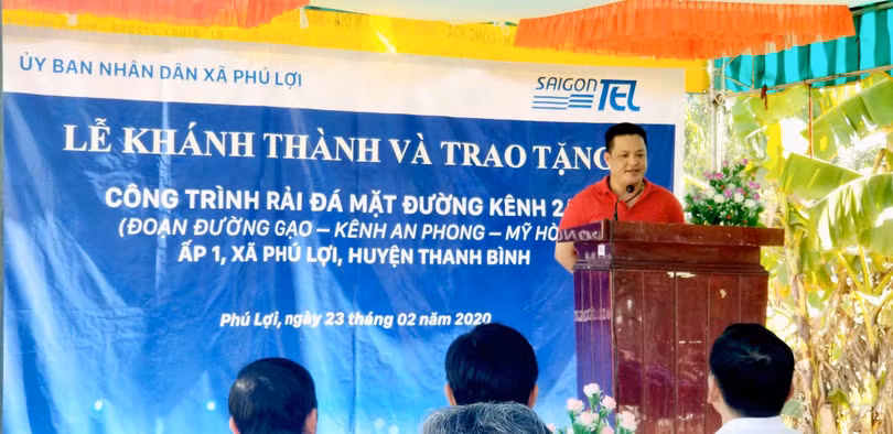 Phó ban hợp tác đầu tư của Saigontel - ông Phan Thạch Tâm