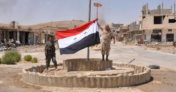Binh sĩ Syria trong khu vực Trạm T-3 sau cuộc tấn công - ảnh Arab News