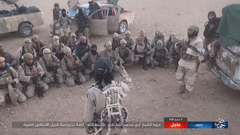 ISIS Advancing On Multiple Frontlines In Central Syria (Photos, Video) ISIS Advancing On Multiple Frontlines In Central Syria (Photos, Video)