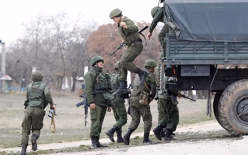 Binh sĩ Nga triển khai tại Crimea