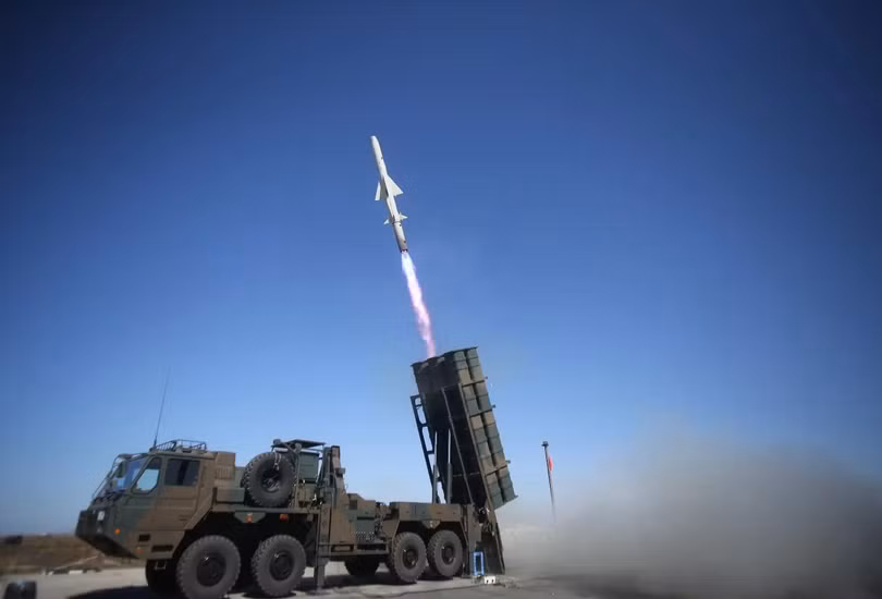 Tên lửa chống hạm cơ động cao (SSM) của Mitsubishi Heavy Industries Type-12. Ảnh Military Leak Tên lửa chống hạm cơ động cao (SSM) của Mitsubishi Heavy Industries Type-12. Ảnh Military Leak