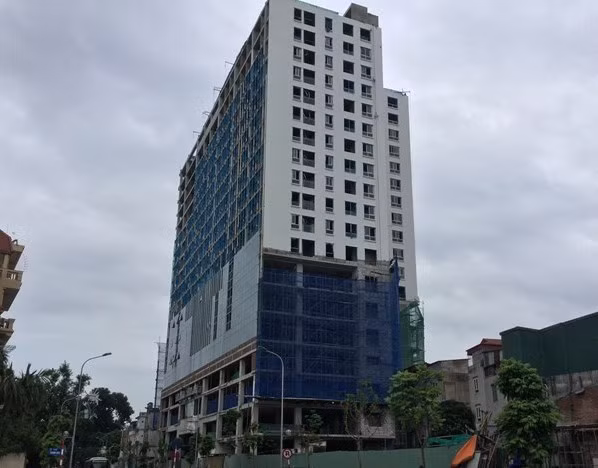 Hà Nội họp khẩn vụ cao ốc “pháo đài” bên Lăng Bác ảnh 1 Hà Nội họp khẩn vụ cao ốc “pháo đài” bên Lăng Bác ảnh 1