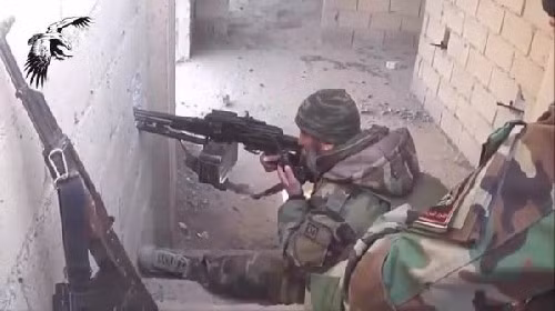 Video: Cuộc chiến Deir Ez Zor căng thẳng, IS tăng cường 2000 quân ảnh 1