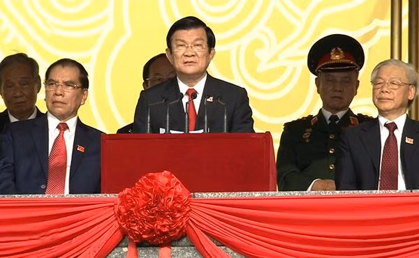 Chủ tịch Trương Tấn Sang đọc diễn văn trên lễ đài. Ảnh chụp qua màn hình.