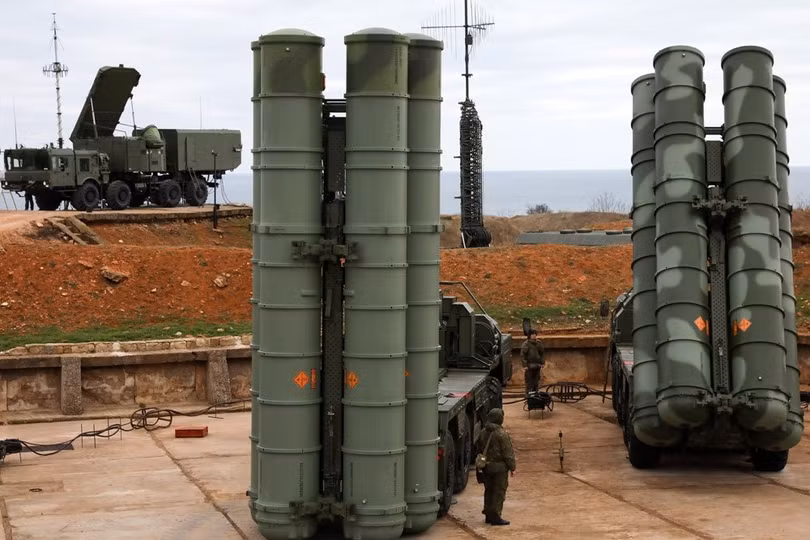 Hệ thống tên lửa phòng không S-400 trên chiến trường Syria. Ảnh minh họa Rusian Gazeta