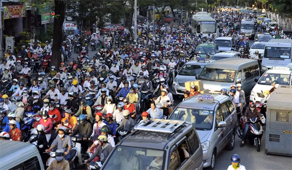 Hàng triệu xe máy đang chạy phải kiểm định, dán tem ảnh 1