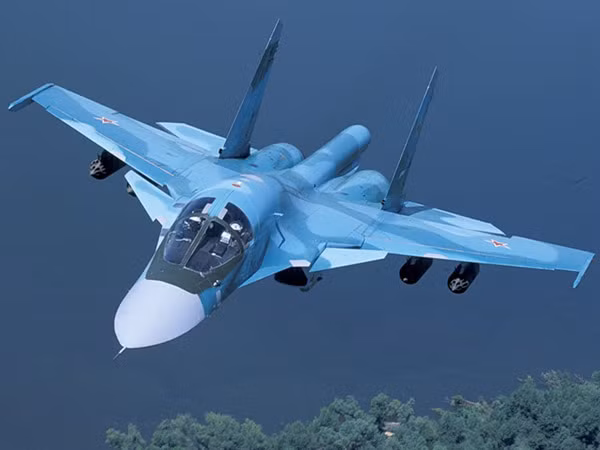 Tiêm kích mang bom Su-34 Fullback