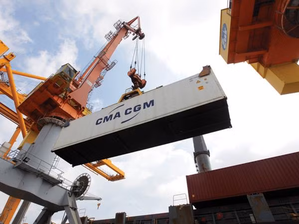ại Việt Nam, chi phí logistics chiếm khoảng 20% giá trị hàng hóa.