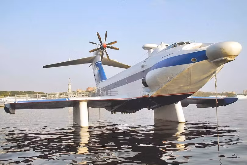Ekranoplan dự án 904 Orlenok. Ảnh The Driver Ekranoplan dự án 904 Orlenok. Ảnh The Driver