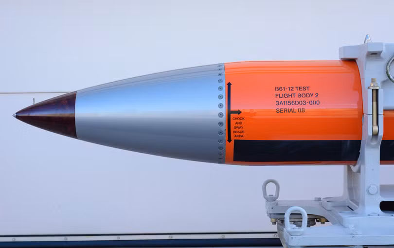 Bom hạt nhân có điều khiển B61 - 12. Ảnh Militarywatchmagazine Bom hạt nhân có điều khiển B61 - 12. Ảnh Militarywatchmagazine