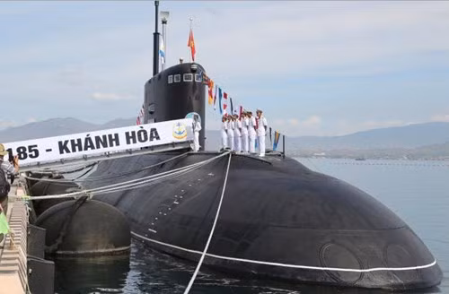 Tàu ngầm Kilo Việt Nam xuất quỷ nhập thần, kẻ địch ở Biển Đông khó thoát ảnh 2 Tàu ngầm Kilo Việt Nam xuất quỷ nhập thần, kẻ địch ở Biển Đông khó thoát ảnh 2