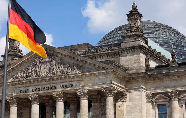 Tòa nhà Quốc hội Đức – Bundestag (Ảnh: BILD) Tòa nhà Quốc hội Đức – Bundestag (Ảnh: BILD)
