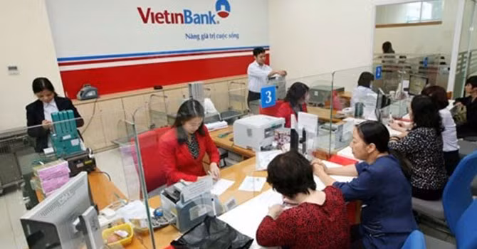 Ngân hàng Vietinbank là một trong 3 ngân hàng Việt Nam lọt danh sách 2.000 công ty đại chúng lớn nhất thế giới - Ảnh: TTXVN.
