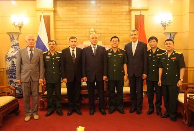 Tướng phản gián quân sự - cơ quan An ninh Liên bang Nga thăm Việt Nam ảnh 2
