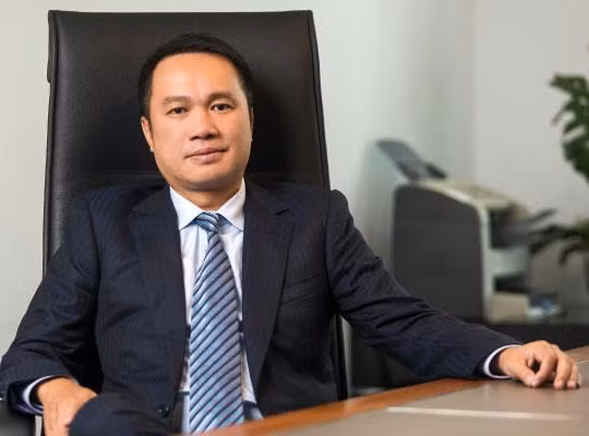 Ông Hồ Hùng Anh và người thân sở hữu lượng lớn cổ phiếu TCB Ông Hồ Hùng Anh và người thân sở hữu lượng lớn cổ phiếu TCB