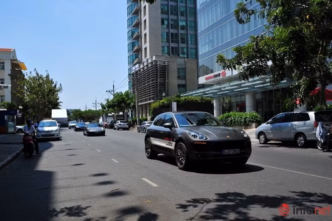 Lái thử siêu xe Porsche tại Việt Nam: Từ sợ hãi đến phấn khích ảnh 7 Lái thử siêu xe Porsche tại Việt Nam: Từ sợ hãi đến phấn khích ảnh 7