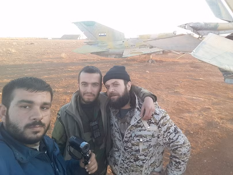 “Hổ Syria” chủ công đập tan phiến quân, chiếm hoàn toàn căn cứ sân bay ở Idlib ảnh 1