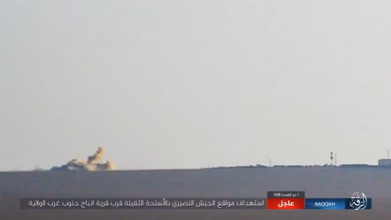 Bại trận liên tiếp, IS điên cuồng chống cự quân đội Syria ảnh 3