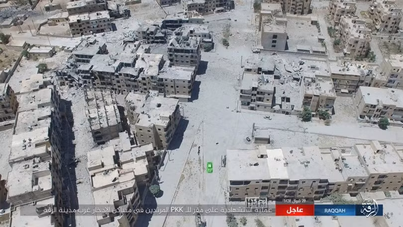 Hàng chục phiến quân IS nộp mạng trước SDF ở Raqqa, Syria ảnh 1