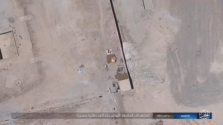 Bại trận liên tiếp, IS điên cuồng chống cự quân đội Syria ảnh 6
