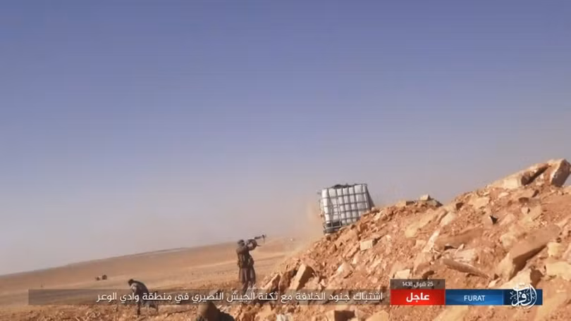 Quân đội Syria lại hứng thất bại đáng xấu hổ trước IS ảnh 14