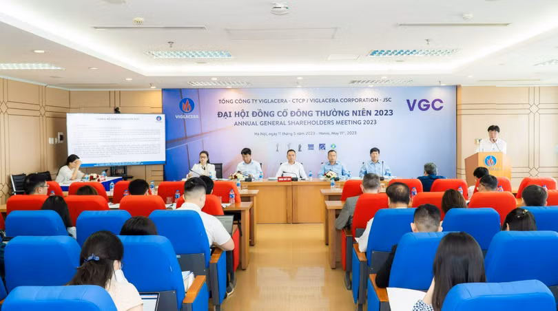 ĐHĐCĐ thường niên năm 2023 Viglacera diễn ra ngày 11:5:2023, tại Hà Nội..png