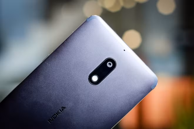 'Mở hộp' Nokia 6 đầu tiên về Việt Nam