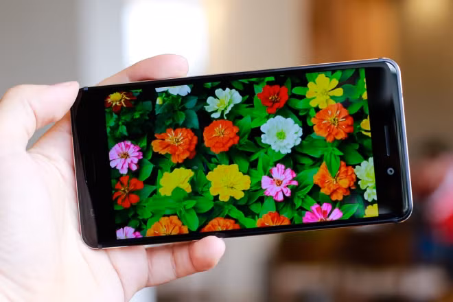 'Mở hộp' Nokia 6 đầu tiên về Việt Nam