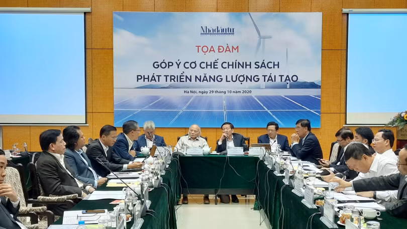 Toàn cảnh buổi toạ đàm "Góp ý cơ chế chính sách phát triển năng lượng tái tạo" (Ảnh: P.D)