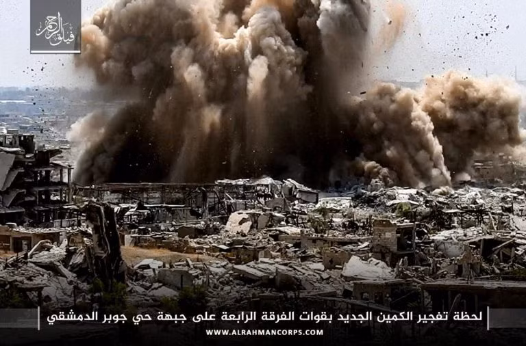 Quân đội Syria tấn công sào huyệt thánh chiến ngoại vi Damascus ảnh 2