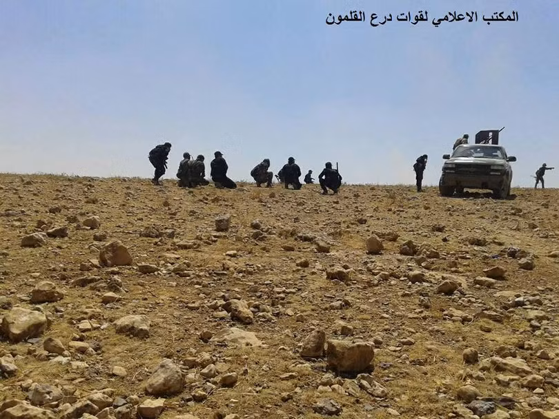 Chiến sự Syria: Quân Assad nghiền nát IS, chiếm liên tiếp 6 cứ địa tại Hama ảnh 6