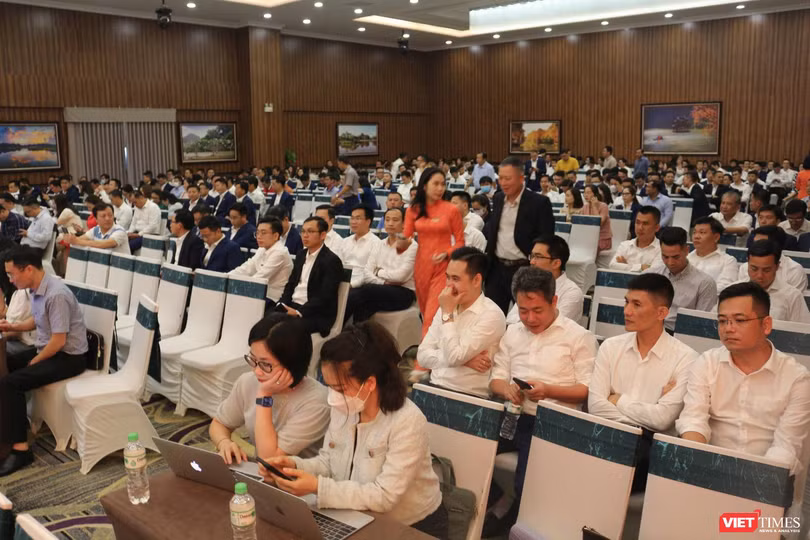 AGM 2023 LienVietPostBank: Chốt đổi tên LPBank, tự tin lãi 6.000 tỉ đồng ảnh 10 AGM 2023 LienVietPostBank: Chốt đổi tên LPBank, tự tin lãi 6.000 tỉ đồng ảnh 10