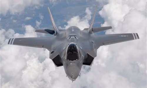 Chiến đấu cơ F-35 Lightning II của Mỹ đang chịu nhiều chỉ trích. Ảnh: AP