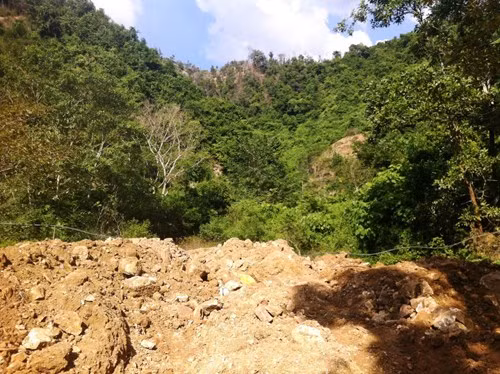 Trụ sở khang trang của huyện nghèo đòi xây trung tâm hành chinh 100 tỉ ảnh 16 Trụ sở khang trang của huyện nghèo đòi xây trung tâm hành chinh 100 tỉ ảnh 16