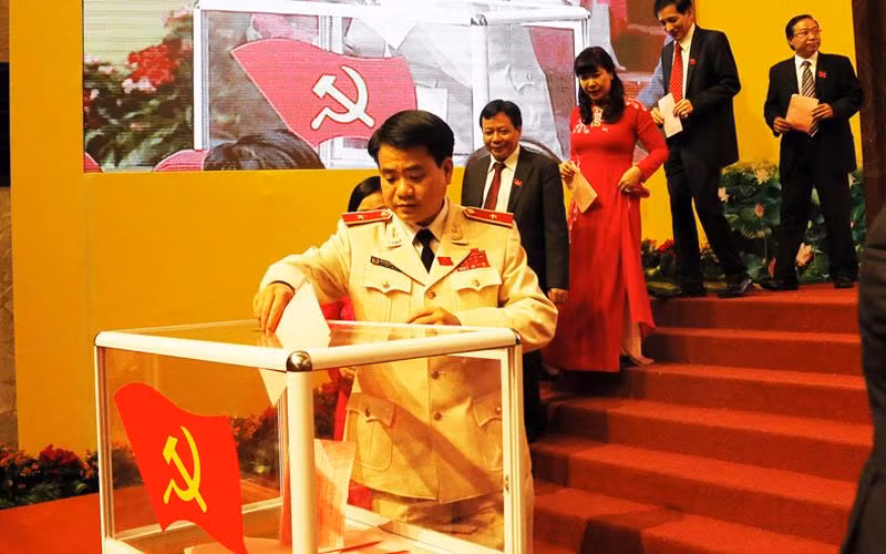 Tướng Nguyễn Đức Chung sắp được bầu làm Chủ tịch TP Hà Nội ảnh 1 Tướng Nguyễn Đức Chung sắp được bầu làm Chủ tịch TP Hà Nội ảnh 1