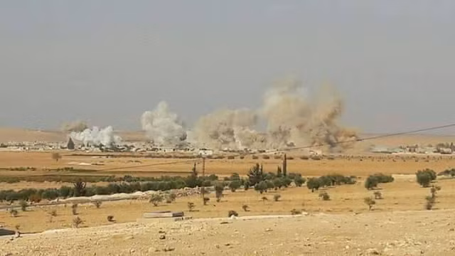 Pháo binh, tên lửa quân đội Syria bắn phá dữ dội khu vực Hama - ảnh minh họa Masdar News