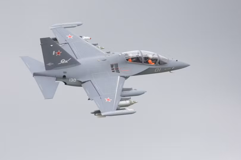 Máy bay huấn luyện chiến đấu Yak-130