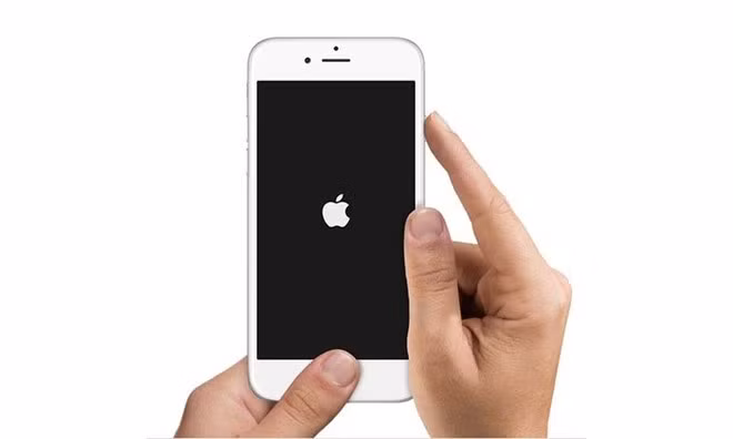 Khởi động lại sẽ khiến iPhone chạy nhanh và mượt hơn. Ảnh:Macworld.
