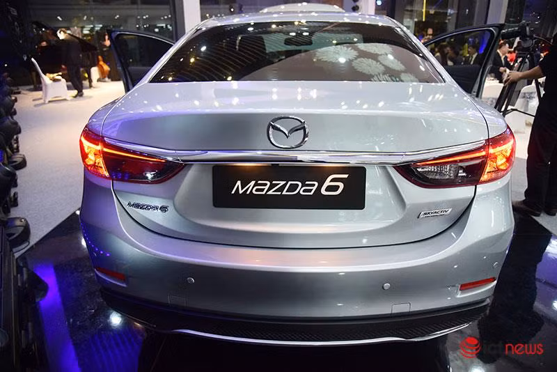 Soi chi tiết Mazda6 2017 giá 975 triệu đồng vừa ra mắt ảnh 7