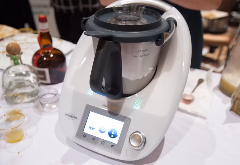 Những sản phẩm đắt tới mức “không tưởng” tại CES 2017 ảnh 4