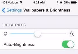 Với iOS 10, Apple đã cải tiến khá tốt tính năng tự động điều chỉnh độ sáng. Ảnh:Macworld. Với iOS 10, Apple đã cải tiến khá tốt tính năng tự động điều chỉnh độ sáng. Ảnh:Macworld.