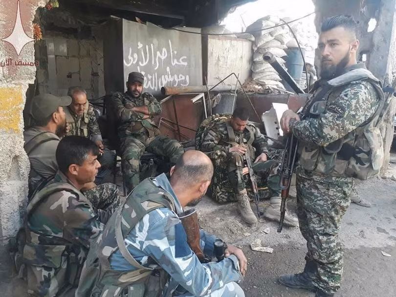 Cuộc chiến tàn khốc trong tử địa nam Damascus, Syria ảnh 5