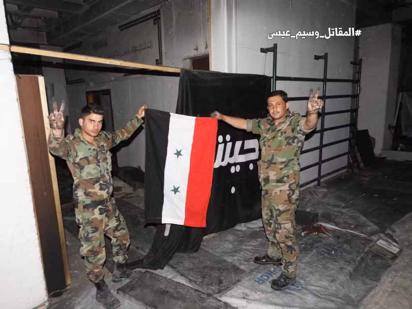 Báo cáo ảnh lớn: Jaish al-Islam HQ và Nhà tù ngầm bị quân đội Syria bắt giữ Trong Douma