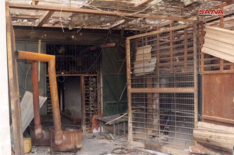 Kinh hoàng nhà tù khiến 5.000 người mất mạng của phe thánh chiến ở tử địa Douma, Syria ảnh 4